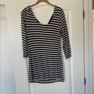 🆕Max Studio Black and White Striped Top